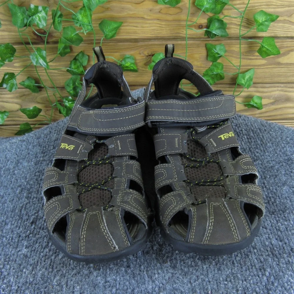 Teva Men Shoc Pad Fisherman Brown‎ Synthetic Size 8 Medium  Used 2025